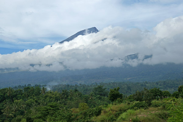 Gunung Rinjani (3726m)
