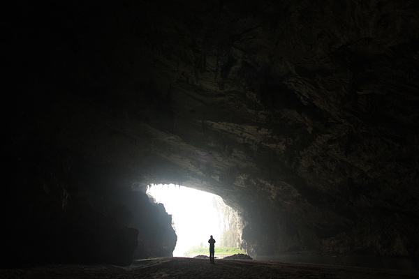 Puong Cave