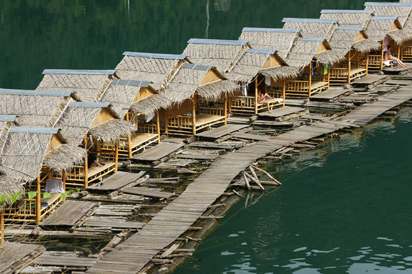 Plane Prai raft house