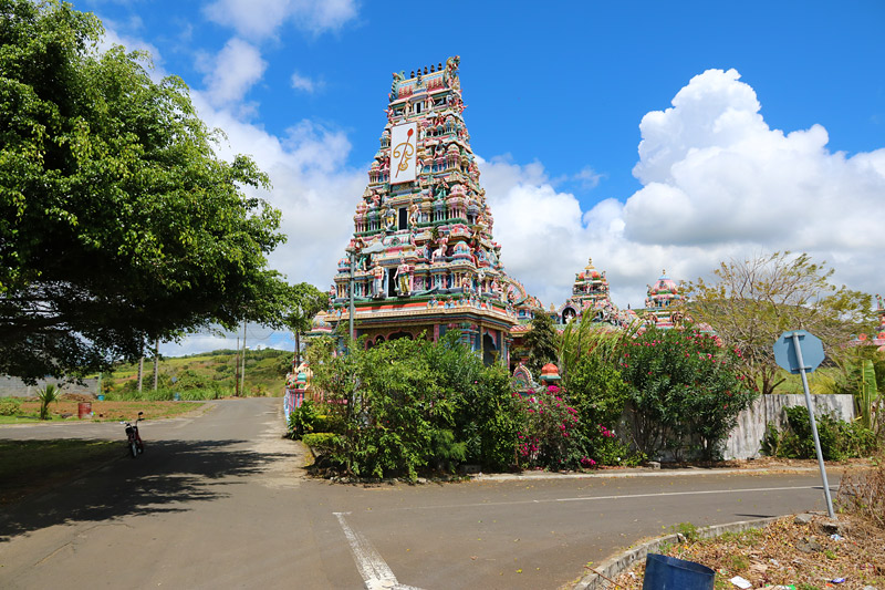 Siva Soopramaniar Kovil La Luicie