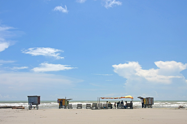 World's longest beach (120km)