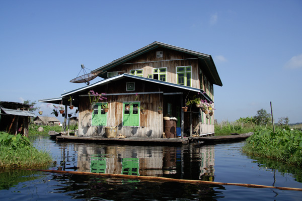 Floating house