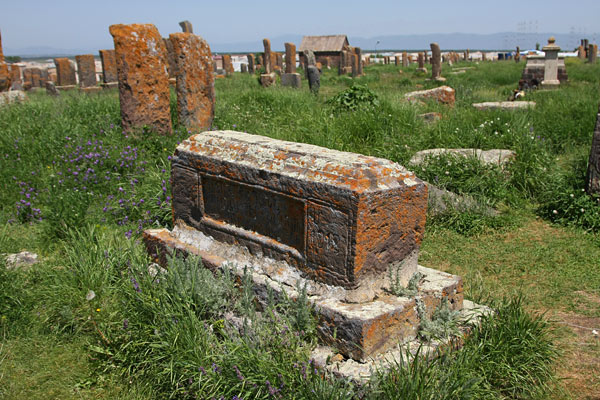 Noraduz cemetery