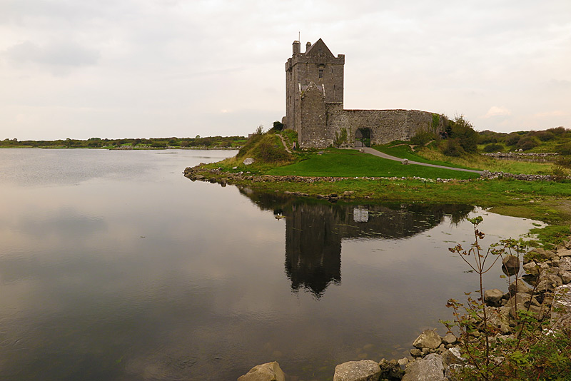 Dunguaire Castle