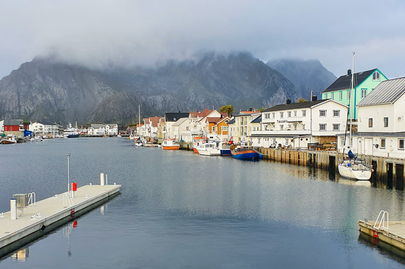 Henningsvær