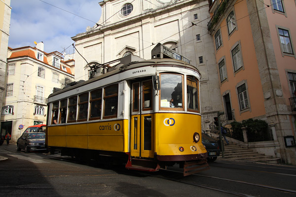 Tram 28