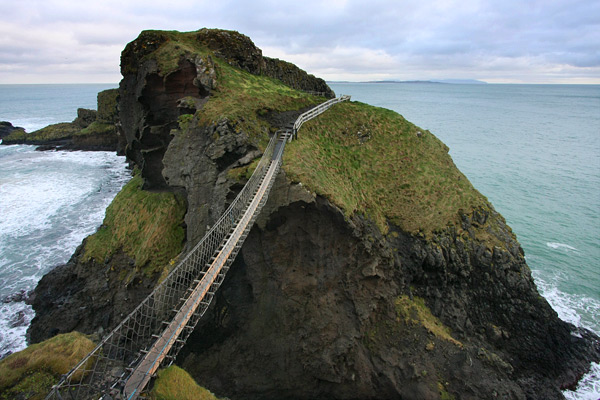Carrick-a-Rede rope bridge
