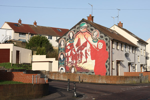 Republic mural on Ballymurphy Rd