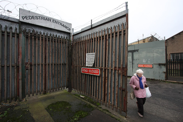 Peace line crossing