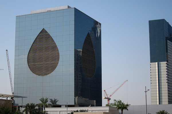 Teardrop building