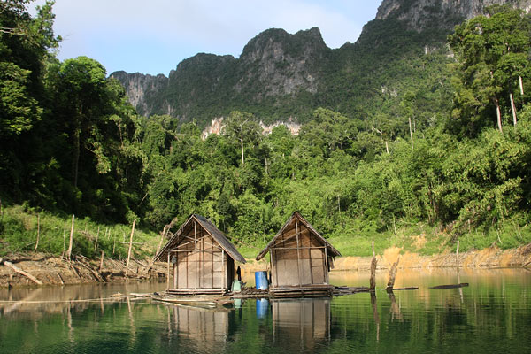 Chiaw Lan lake