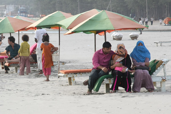 Beach life at Laboni beach