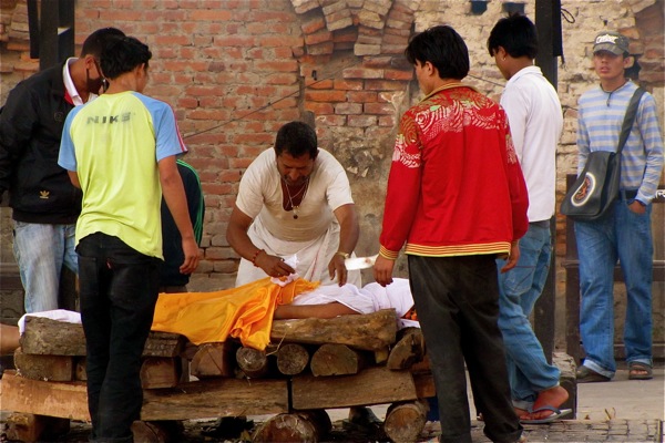 Hindu cremation