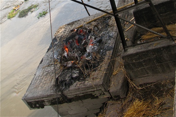 Hindu cremation