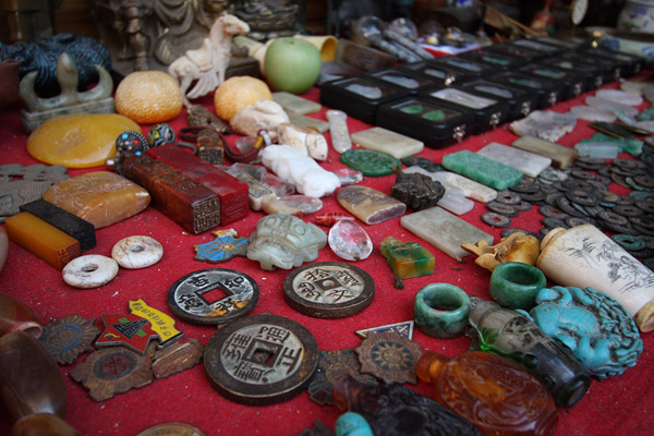 antique market