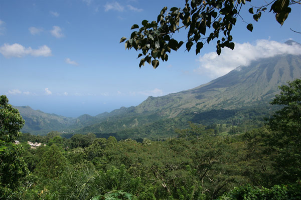 Volcano Inerie and Bea village