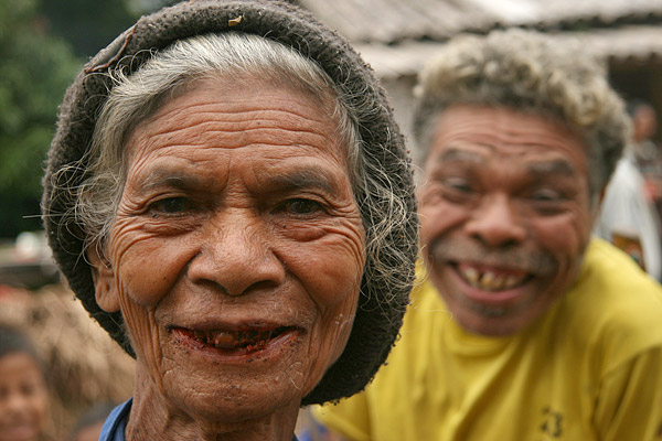 Bea villagers