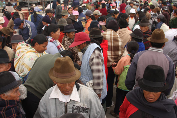 saquisili market