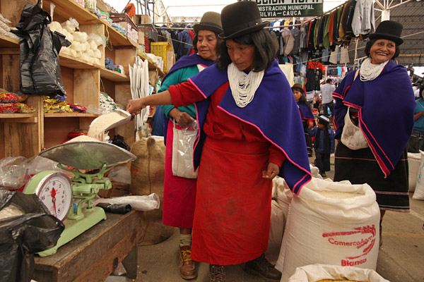 Silvia market seller