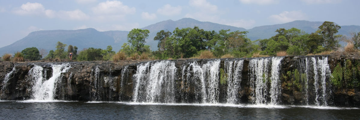 Tad Hua Khon