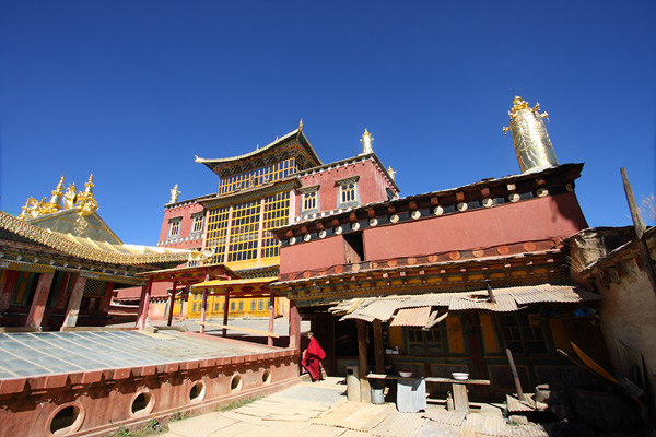 Sumtseling monastery