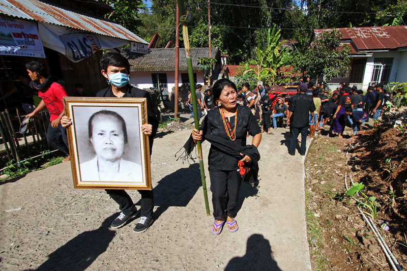 Tana Toraja funeral